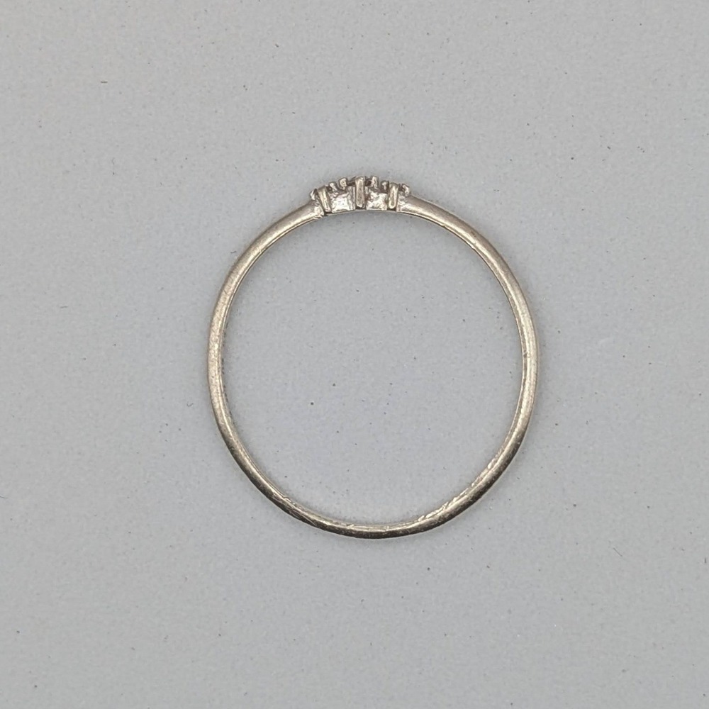 Sterling Silver 925 3-Stone Cubic Zirconia Minimalist Stackable Ring Size 7.5 - Picture 6 of 8